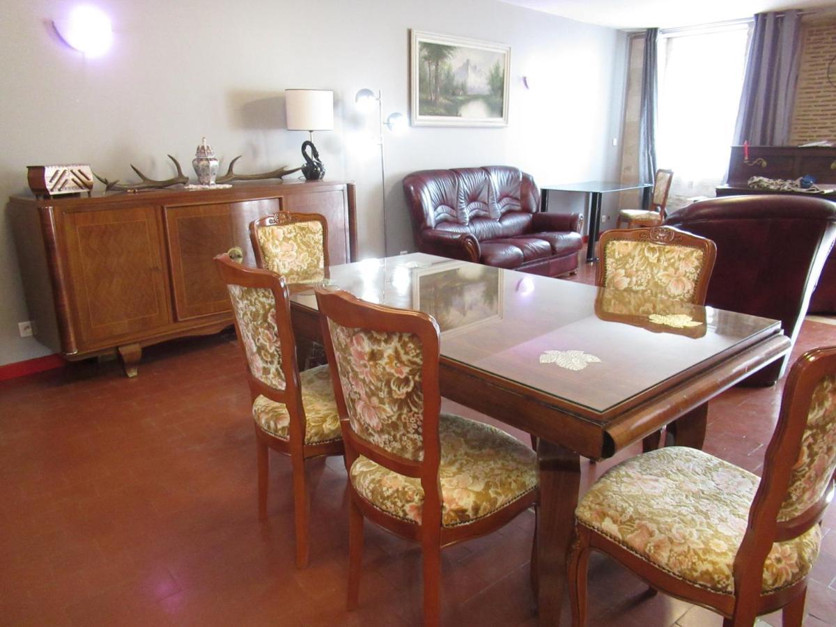 Maison Ancienne Renovee Tout Confort Narcy Luaran gambar